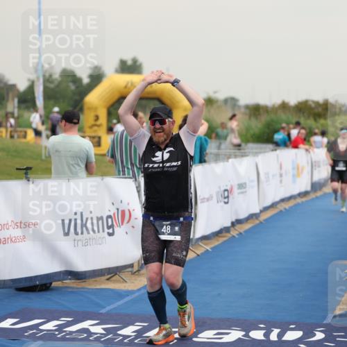 22.06.2025 - Viking Triathlon Yannick Fuchs http://msf.ph/oto/8078526 22.06.2025 16:36:49 Ziel 48, 240 meine-sportfotos.de