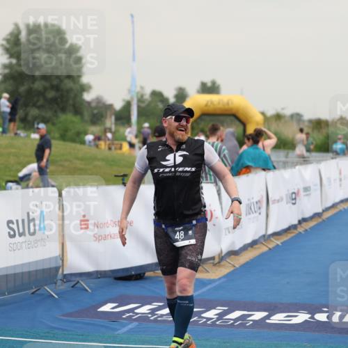 22.06.2025 - Viking Triathlon Yannick Fuchs http://msf.ph/oto/8078545 22.06.2025 16:36:50 Ziel 48, 240 meine-sportfotos.de