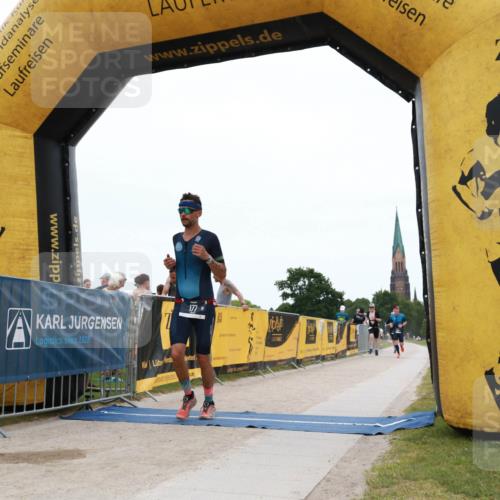 22.06.2025 - Viking Triathlon H.Heesch http://msf.ph/oto/8078549 22.06.2025 15:32:11 Laufen 177 meine-sportfotos.de