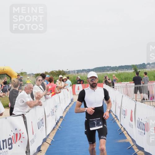 22.06.2025 - Viking Triathlon MichiJ http://msf.ph/oto/8078579 22.06.2025 14:37:46 Ziel 7 meine-sportfotos.de