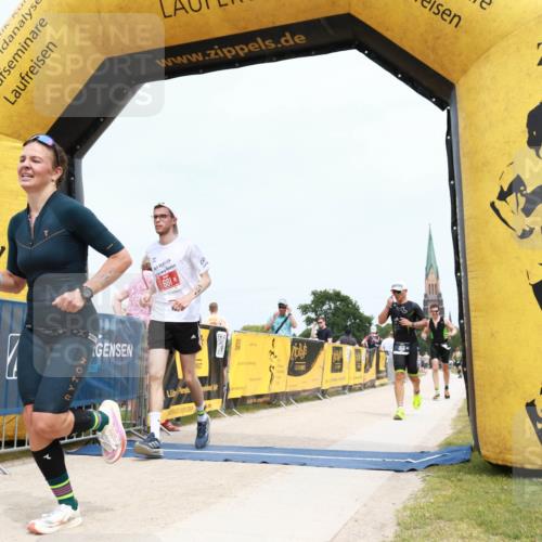 22.06.2025 - Viking Triathlon H.Heesch http://msf.ph/oto/8078581 22.06.2025 14:42:08 Laufen 184, 356, 366, 601 meine-sportfotos.de