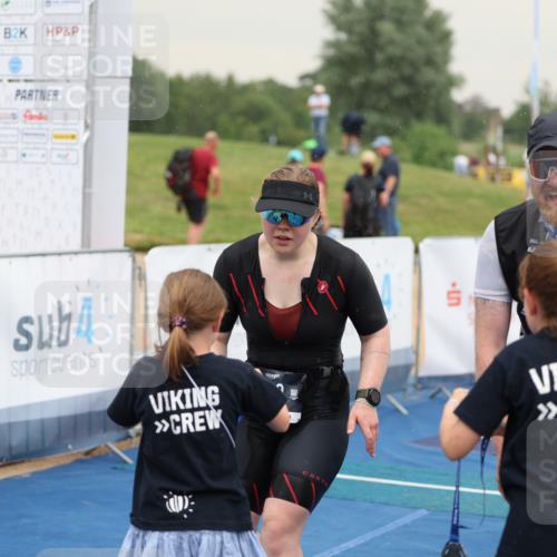 22.06.2025 - Viking Triathlon Yannick Fuchs http://msf.ph/oto/8078596 22.06.2025 16:36:55 Ziel 240, 267 meine-sportfotos.de