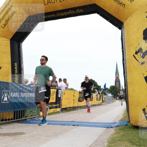 22.06.2025 - Viking Triathlon H.Heesch http://msf.ph/oto/8078606 22.06.2025 15:34:04 Laufen 232, 305, 361 meine-sportfotos.de
