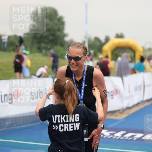 22.06.2025 - Viking Triathlon Yannick Fuchs http://msf.ph/oto/8078622 22.06.2025 16:37:02 Ziel 69, 267 meine-sportfotos.de