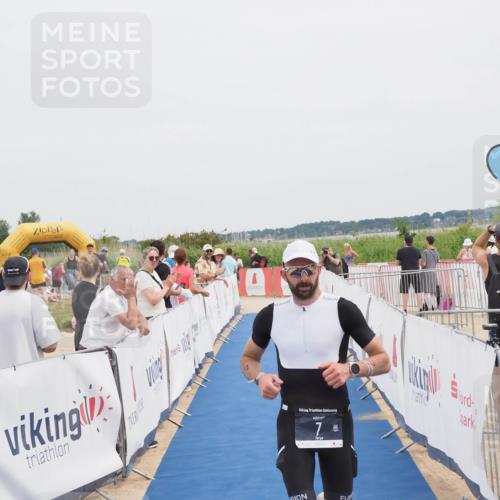 22.06.2025 - Viking Triathlon MichiJ http://msf.ph/oto/8078623 22.06.2025 14:37:46 Ziel 7 meine-sportfotos.de
