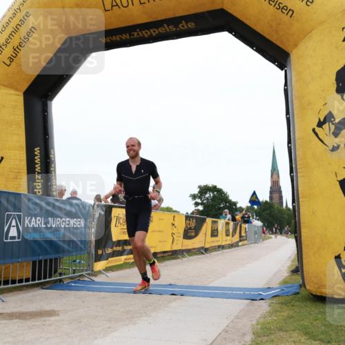 22.06.2025 - Viking Triathlon H.Heesch http://msf.ph/oto/8078633 22.06.2025 15:34:18 Laufen 225 meine-sportfotos.de