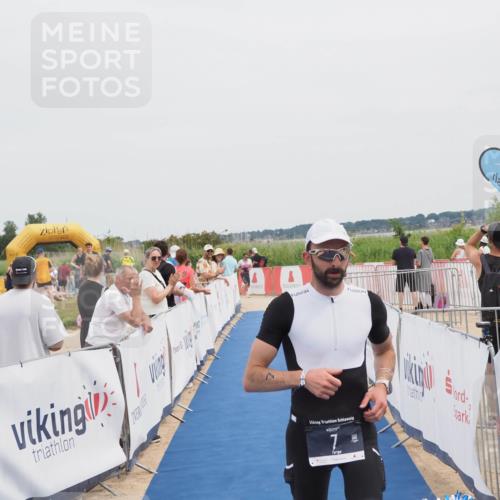 22.06.2025 - Viking Triathlon MichiJ http://msf.ph/oto/8078636 22.06.2025 14:37:47 Ziel 7 meine-sportfotos.de