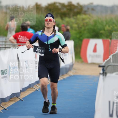 22.06.2025 - Viking Triathlon Yannick Fuchs http://msf.ph/oto/8078705 22.06.2025 16:38:26 Ziel 496 meine-sportfotos.de