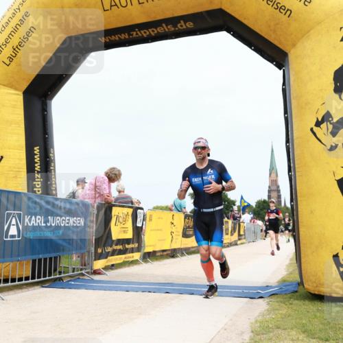 22.06.2025 - Viking Triathlon H.Heesch http://msf.ph/oto/8078740 22.06.2025 14:43:50 Laufen 349, 394 meine-sportfotos.de