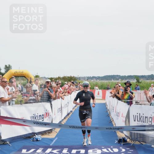 22.06.2025 - Viking Triathlon MichiJ http://msf.ph/oto/8078790 22.06.2025 14:13:45 Ziel 15 meine-sportfotos.de