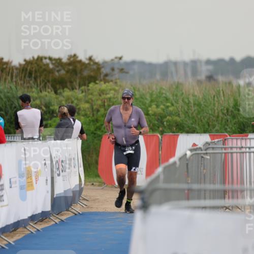 22.06.2025 - Viking Triathlon Yannick Fuchs http://msf.ph/oto/8078791 22.06.2025 16:38:42 Ziel  meine-sportfotos.de