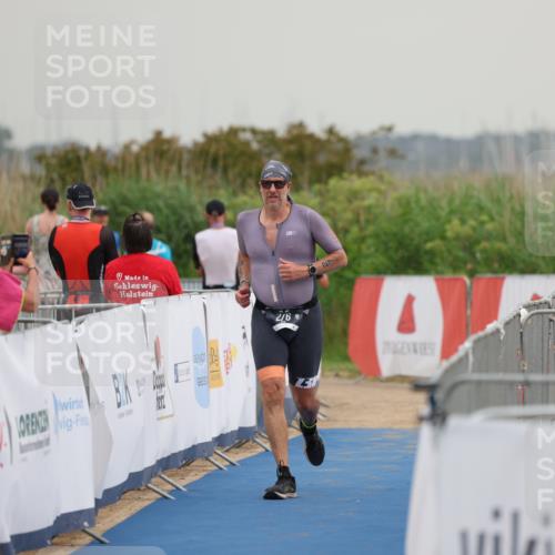 22.06.2025 - Viking Triathlon Yannick Fuchs http://msf.ph/oto/8078812 22.06.2025 16:38:44 Ziel 276 meine-sportfotos.de