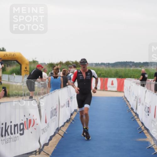 22.06.2025 - Viking Triathlon MichiJ http://msf.ph/oto/8078825 22.06.2025 16:03:44 Ziel 63 meine-sportfotos.de