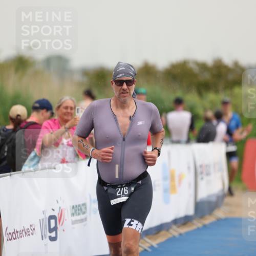 22.06.2025 - Viking Triathlon Yannick Fuchs http://msf.ph/oto/8078838 22.06.2025 16:38:47 Ziel 276 meine-sportfotos.de
