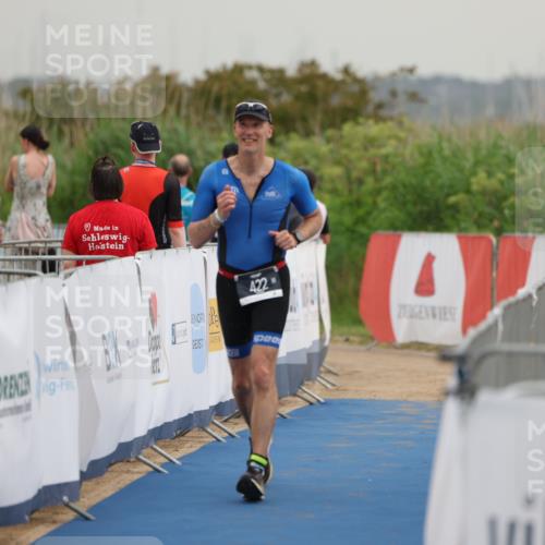 22.06.2025 - Viking Triathlon Yannick Fuchs http://msf.ph/oto/8078866 22.06.2025 16:38:54 Ziel 276, 422 meine-sportfotos.de