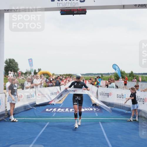 22.06.2025 - Viking Triathlon MichiJ http://msf.ph/oto/8078870 22.06.2025 14:13:47 Ziel 15 meine-sportfotos.de