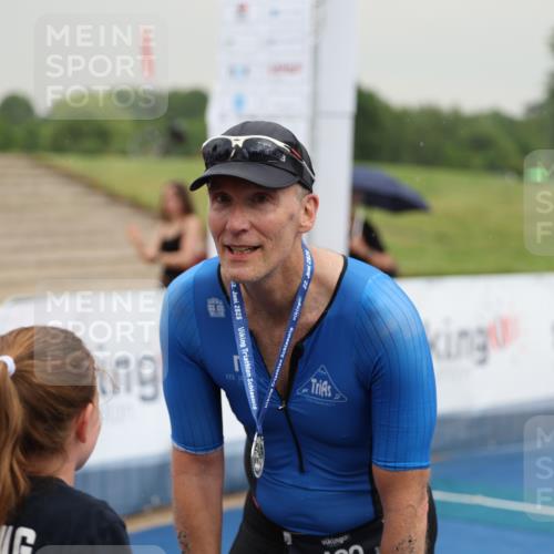 22.06.2025 - Viking Triathlon Yannick Fuchs http://msf.ph/oto/8078923 22.06.2025 16:39:04 Ziel 422 meine-sportfotos.de
