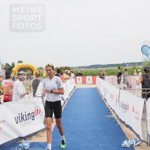 22.06.2025 - Viking Triathlon MichiJ http://msf.ph/oto/8078928 22.06.2025 14:38:01 Ziel 13 meine-sportfotos.de