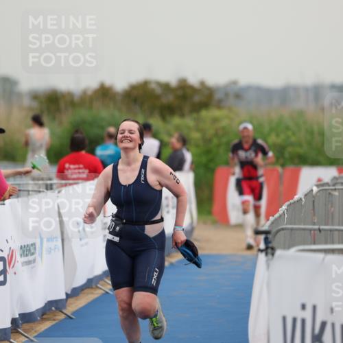 22.06.2025 - Viking Triathlon Yannick Fuchs http://msf.ph/oto/8078943 22.06.2025 16:39:18 Ziel 140 meine-sportfotos.de