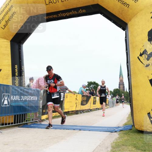 22.06.2025 - Viking Triathlon H.Heesch http://msf.ph/oto/8078944 22.06.2025 14:46:53 Laufen 116, 299, 315, 513 meine-sportfotos.de