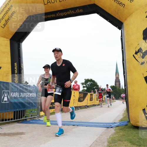 22.06.2025 - Viking Triathlon H.Heesch http://msf.ph/oto/8078948 22.06.2025 15:35:31 Laufen 85, 608 meine-sportfotos.de