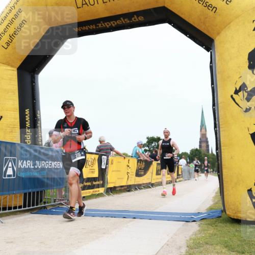22.06.2025 - Viking Triathlon H.Heesch http://msf.ph/oto/8078950 22.06.2025 14:46:53 Laufen 116, 299, 315, 513 meine-sportfotos.de