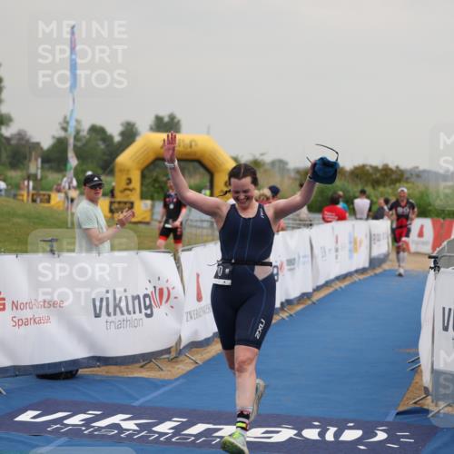 22.06.2025 - Viking Triathlon Yannick Fuchs http://msf.ph/oto/8078967 22.06.2025 16:39:20 Ziel 140 meine-sportfotos.de