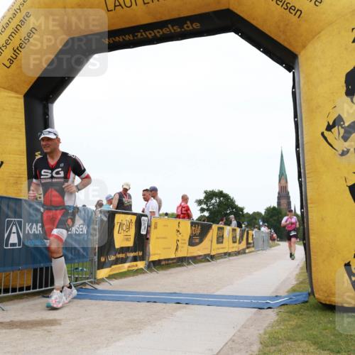 22.06.2025 - Viking Triathlon H.Heesch http://msf.ph/oto/8078969 22.06.2025 15:35:36 Laufen 85, 150, 156, 608 meine-sportfotos.de