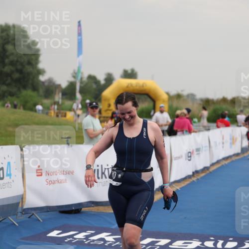 22.06.2025 - Viking Triathlon Yannick Fuchs http://msf.ph/oto/8078981 22.06.2025 16:39:20 Ziel 140 meine-sportfotos.de