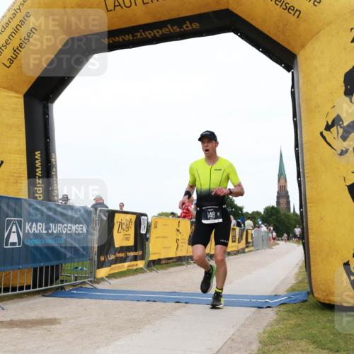 22.06.2025 - Viking Triathlon H.Heesch http://msf.ph/oto/8078989 22.06.2025 15:36:35 Laufen 148 meine-sportfotos.de