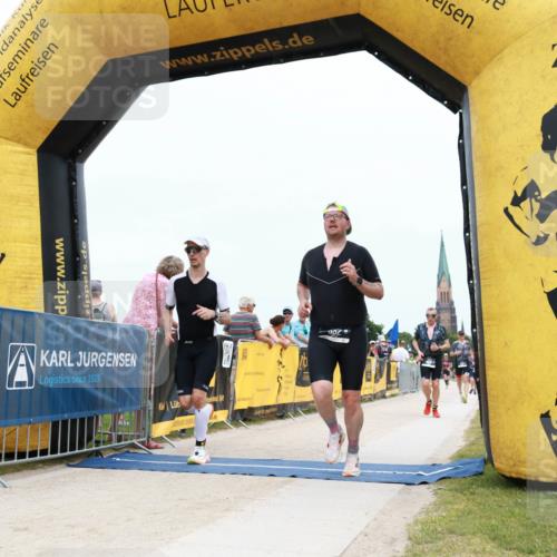22.06.2025 - Viking Triathlon H.Heesch http://msf.ph/oto/8078995 22.06.2025 14:47:38 Laufen 61, 360, 469, 532 meine-sportfotos.de