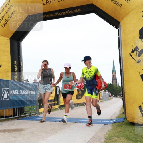 22.06.2025 - Viking Triathlon H.Heesch http://msf.ph/oto/8079011 22.06.2025 15:36:54 Laufen 480, 659 meine-sportfotos.de