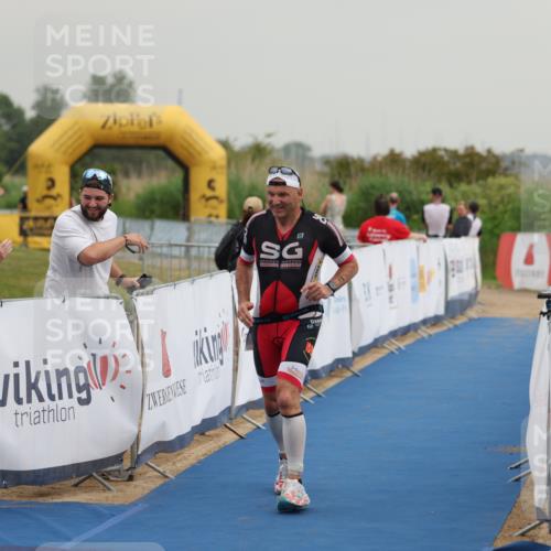 22.06.2025 - Viking Triathlon Yannick Fuchs http://msf.ph/oto/8079033 22.06.2025 16:39:25 Ziel 140, 156 meine-sportfotos.de