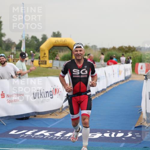22.06.2025 - Viking Triathlon Yannick Fuchs http://msf.ph/oto/8079051 22.06.2025 16:39:27 Ziel 156 meine-sportfotos.de