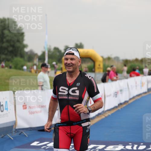 22.06.2025 - Viking Triathlon Yannick Fuchs http://msf.ph/oto/8079062 22.06.2025 16:39:28 Ziel 156 meine-sportfotos.de