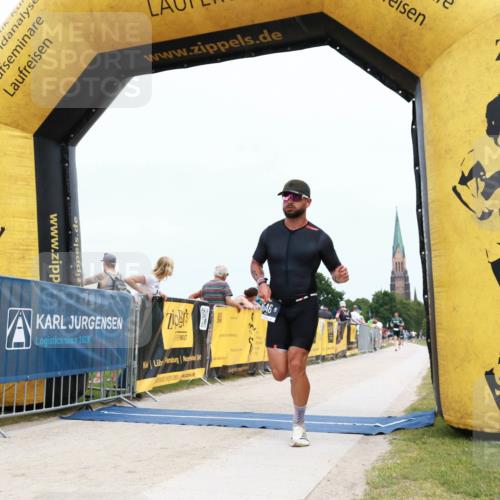 22.06.2025 - Viking Triathlon H.Heesch http://msf.ph/oto/8079073 22.06.2025 14:48:32 Laufen 546 meine-sportfotos.de