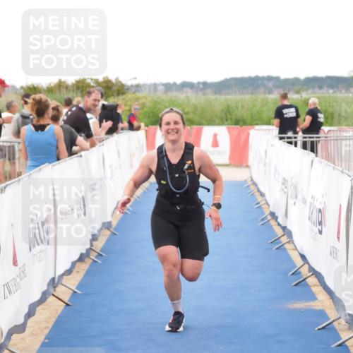 22.06.2025 - Viking Triathlon MichiJ http://msf.ph/oto/8079080 22.06.2025 16:04:01 Ziel 16 meine-sportfotos.de