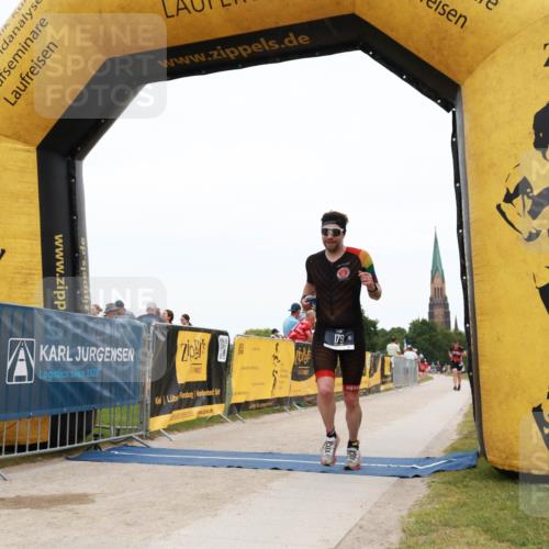 22.06.2025 - Viking Triathlon H.Heesch http://msf.ph/oto/8079082 22.06.2025 15:38:18 Laufen 179 meine-sportfotos.de