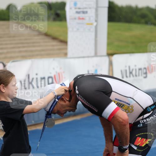 22.06.2025 - Viking Triathlon Yannick Fuchs http://msf.ph/oto/8079088 22.06.2025 16:39:31 Ziel 156 meine-sportfotos.de