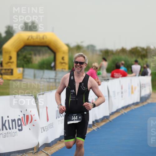 22.06.2025 - Viking Triathlon Yannick Fuchs http://msf.ph/oto/8079112 22.06.2025 16:39:44 Ziel 144 meine-sportfotos.de