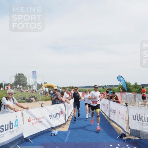 22.06.2025 - Viking Triathlon MichiJ http://msf.ph/oto/8079131 22.06.2025 14:16:59 Ziel 651 meine-sportfotos.de