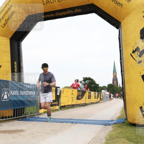 22.06.2025 - Viking Triathlon H.Heesch http://msf.ph/oto/8079191 22.06.2025 15:39:49 Laufen 31, 170, 180, 248 meine-sportfotos.de