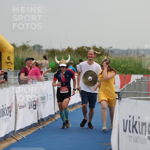 22.06.2025 - Viking Triathlon Yannick Fuchs http://msf.ph/oto/8079235 22.06.2025 16:40:55 Ziel 649 meine-sportfotos.de