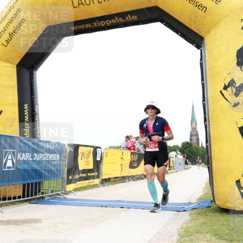 22.06.2025 - Viking Triathlon H.Heesch http://msf.ph/oto/8079240 22.06.2025 15:40:54 Laufen 649 meine-sportfotos.de