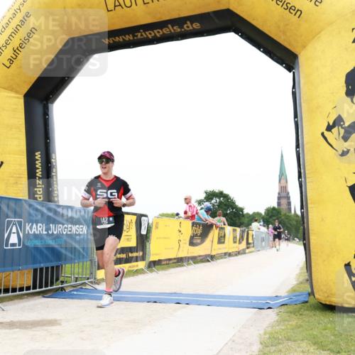 22.06.2025 - Viking Triathlon H.Heesch http://msf.ph/oto/8079281 22.06.2025 15:41:36 Laufen 93, 142 meine-sportfotos.de