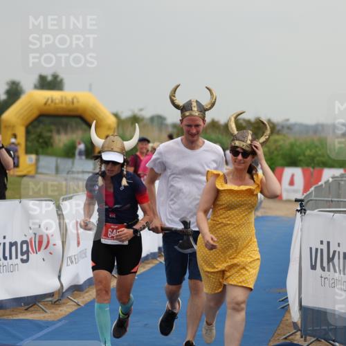 22.06.2025 - Viking Triathlon Yannick Fuchs http://msf.ph/oto/8079299 22.06.2025 16:40:57 Ziel 649 meine-sportfotos.de