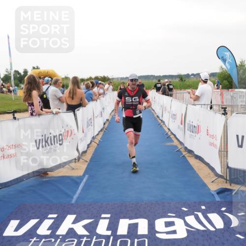 22.06.2025 - Viking Triathlon MichiJ http://msf.ph/oto/8079304 22.06.2025 15:56:27 Ziel 199, 647 meine-sportfotos.de