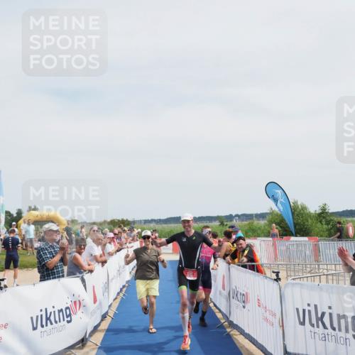22.06.2025 - Viking Triathlon MichiJ http://msf.ph/oto/8079317 22.06.2025 14:17:18 Ziel 610 meine-sportfotos.de