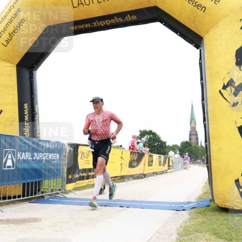 22.06.2025 - Viking Triathlon H.Heesch http://msf.ph/oto/8079325 22.06.2025 15:42:06 Laufen 64, 78, 172, 182, 496 meine-sportfotos.de