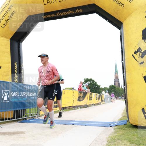 22.06.2025 - Viking Triathlon H.Heesch http://msf.ph/oto/8079331 22.06.2025 15:42:06 Laufen 64, 78, 172, 182, 496 meine-sportfotos.de